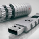 Crypteks physically lockable usb flash drive